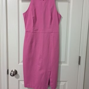 Elegant Pink Sleeveless Dress